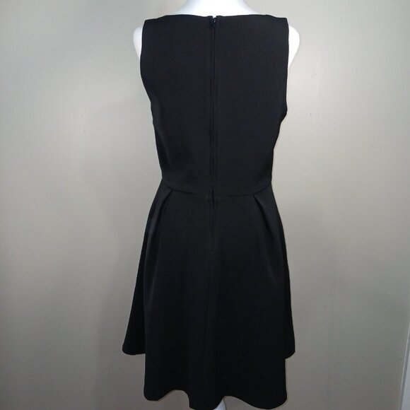 GIANNI BINI BLACK DRESS,PARTY DRESS, SEMI FORMAL, SLEEVELESS, V NECK, SIZE LARGE - Picture 4 of 6